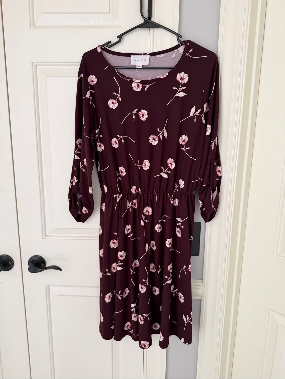 French Grey Floral Blouse in Mauve and Burgundy Trim
